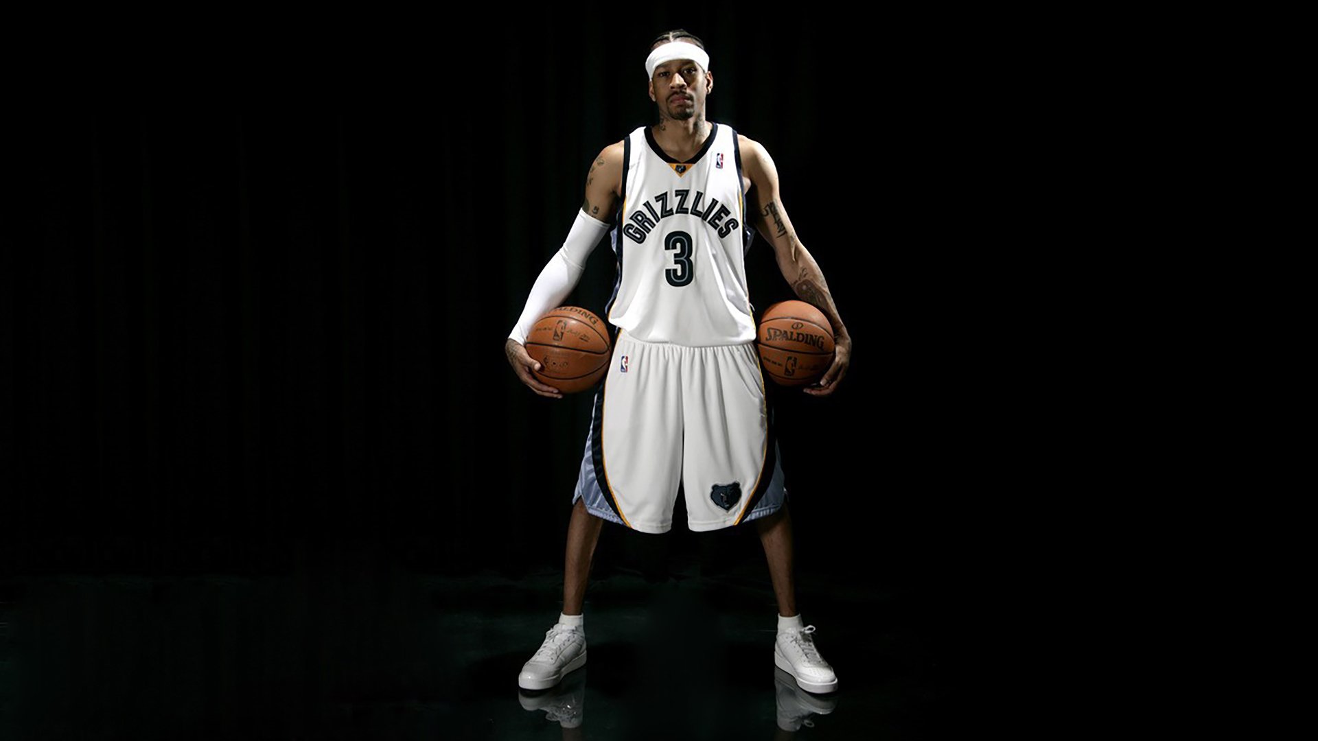 爱游戏在线-灰熊巅峰对决险胜广厦，布克末节封神成关键先生