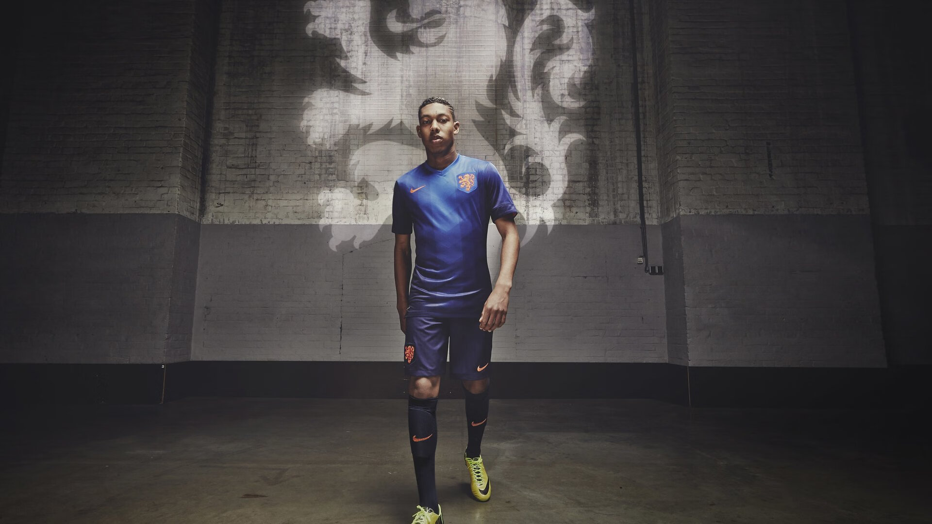 世界杯2026-意甲焦点战之夜，哈弗茨全程高能输出，诠释现代全能中场的艺术